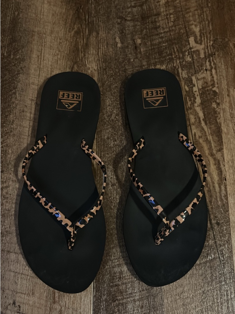 Reef Bliss Nights sandals size 7 cheetah animal print black brown